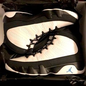 Air Jordan 9 Retro